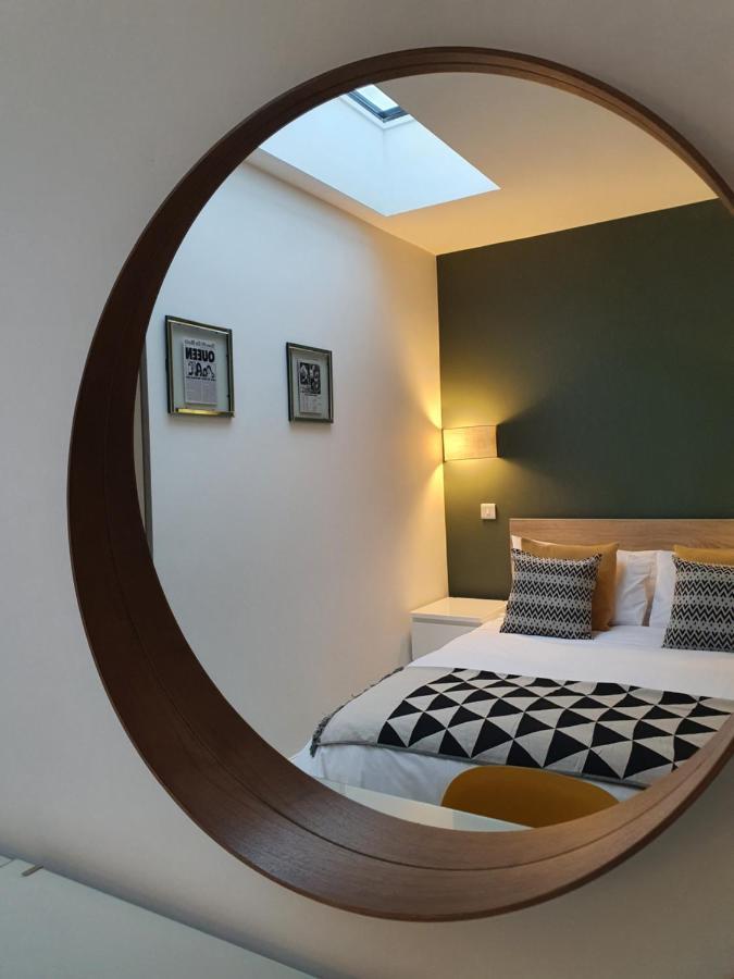 The Taylor Suite - Stunning 2-Ensuite Beds, Cathedral View Roof Garden ทรูโร ภายนอก รูปภาพ